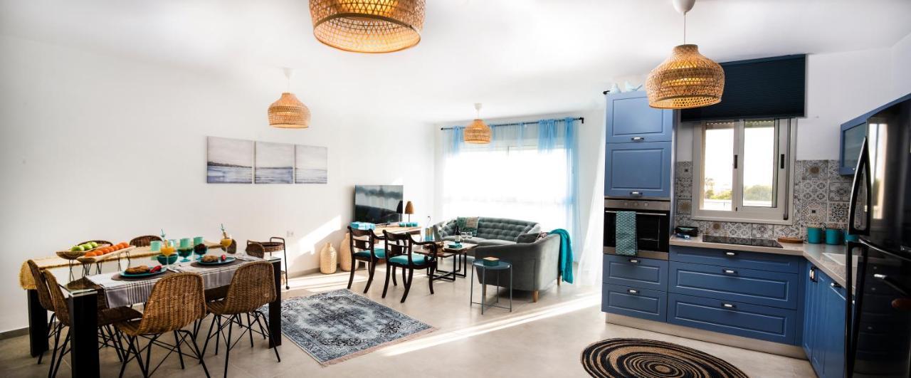 Argaman Beach Apartment Acre Luaran gambar