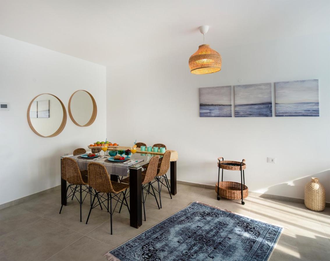 Argaman Beach Apartment Acre Luaran gambar