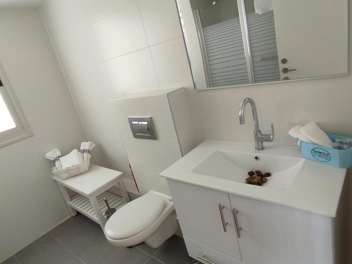 Argaman Beach Apartment Acre Luaran gambar